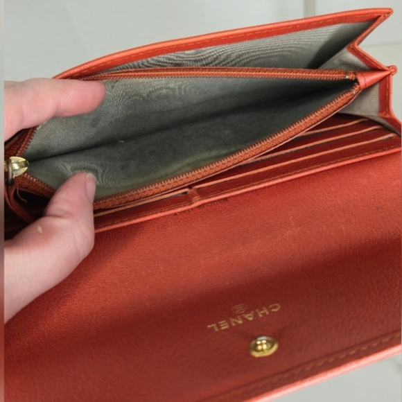 Chanel Camellia Flower Wallet - Picture 6 of 9